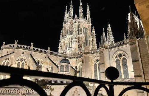Burgos Apartment | Contemplando la Catedral by Exclusive Burgos Apartments