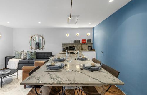 Colville Apartment | Contemporary 2-Bedroom Escape in Notting Hill