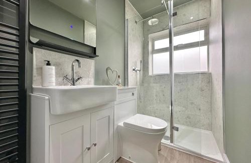 Hereford Apartment | Contemporary City Centre Apartments with Garden