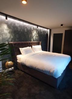 Kilsallaghan Cabin | Contemporary Dublin Suite