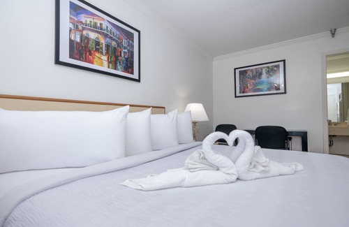 Kenner - Louis Armstrong International Airport Hotel | Contempra Inn