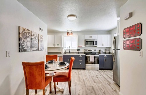 Sugar House Apartment | Convenient 2BR Apartment with Covered Parking, Close to Delta Center and Temple Square