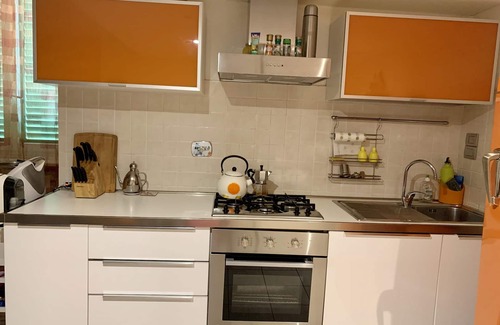 Livorno Apartment | Convenient, close to the sea and a hundred cities