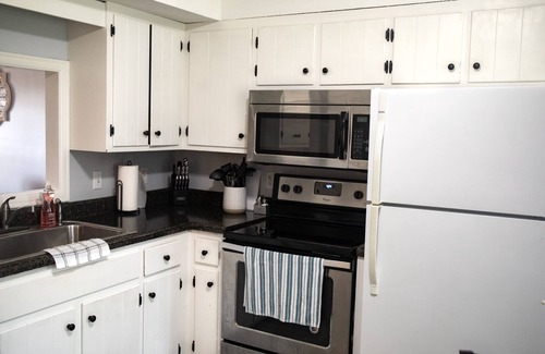 Lynchburg House | Convenient Home Only 4 Minutes From LU