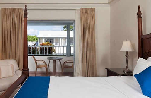 Hastings Hotel | Convenient Stay, Superb Location! Upscale Unit w/Balcony! FREE Parking, Pool
