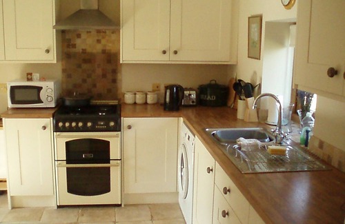 Hastings Cottage | Converted stable in secluded rural setting.