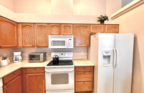 Kingman House | Cool Getaway Near Arizona Recreation