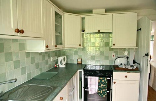 West Knoyle Bed & Breakfast | Cools Farm B&B + Cottages