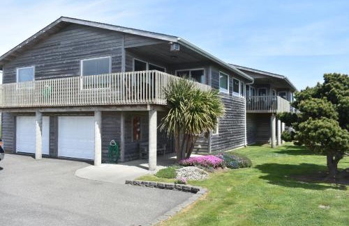 Bandon House | Coquille Point Condo