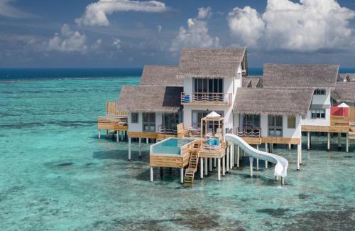 Maamigili Island Resort | Cora Cora Maldives - Premium All-Inclusive Resort