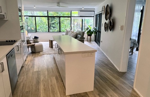 Yorkeys Knob Apartment | Coral Sea Tranquility - Oceanview Apartment