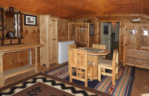 Alpine House | Corazones Draw PLUS: Two Homes on 400 acres