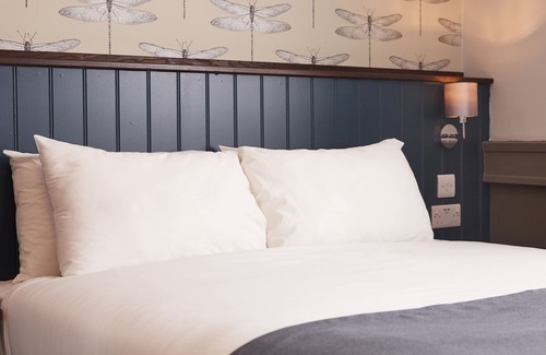 Heaton Hotel | Corner House Hotel by Greene King Inns
