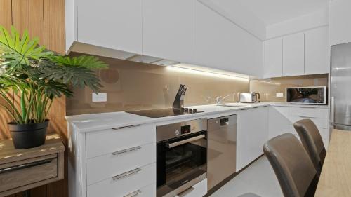 Arthur's Point Apartment | Coronet Quarters
