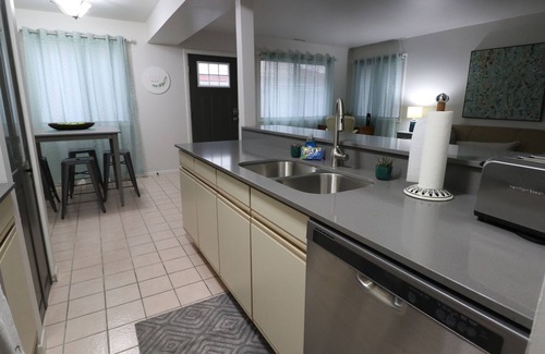 Merrillville Condo | Corporate Short Term Rental In Northwest Indiana