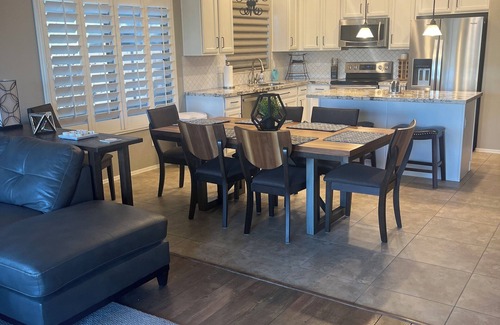 Maricopa House | Corporate stays, golfing outings, relaxing or need temp relocation housing!
