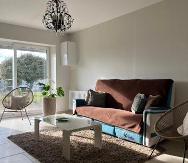 Moissieu-sur-Dolon House | Corps de ferme à 50min de Lyon