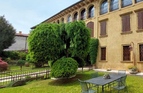 Pescantina Apartment | Corte Violeti La Ruota