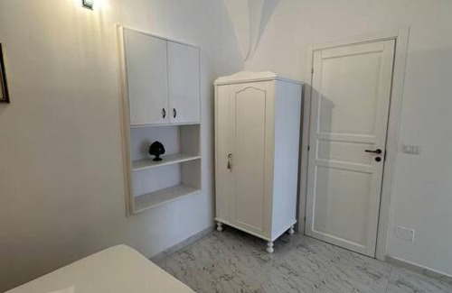 Ceglie Messapica Apartment | CosmyWhite, casa moderna nel cuore della città . . .