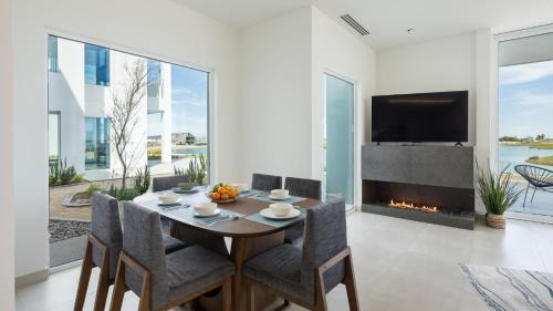 La Choya Apartment | Costa Divina LV 62 Brand New by Kivoya