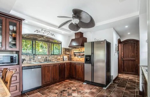 Esparza House | Costa Rica's Countryside Oasis: Serene Green Haven. Breakfast included
