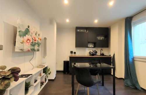 7th Arrondissement Apartment | Coste Investissement - Le petit Catalan