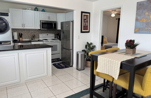 Juno Ridge House | Cosy 2-bedroom *near intercoastal and the beaches*