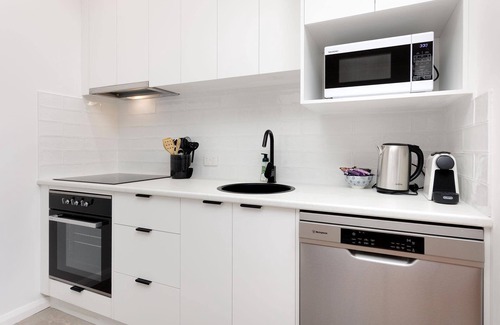 South Albury Apartment | Cosy and Chic on Olive - Stylish one bedroom apartment in central Albury