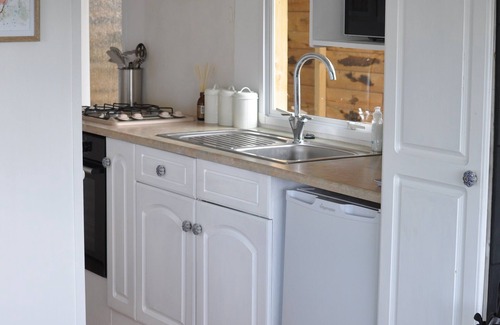 Shaftesbury Cabin | Cosy and rural Lodge at Goldhill Glamping