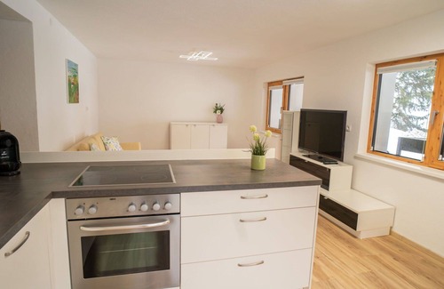 Obernberg am Brenner Apartment | Cosy apartment for 4 people with WIFI, TV, terrace and parking
