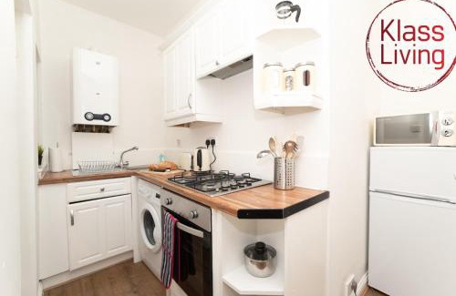Bellshill Apartment | Cosy Apartment by Klass Living Bellshill