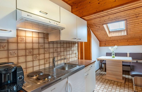 Agsdorf Apartment | Cosy apartment for 4 people with WIFI, TV, patio, pets allowed and parking