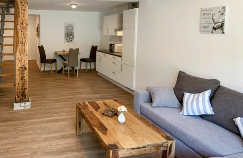 Holtriem Apartment | Cosy apartment for 2 people with WIFI, TV, terrace, pets allowed and parking