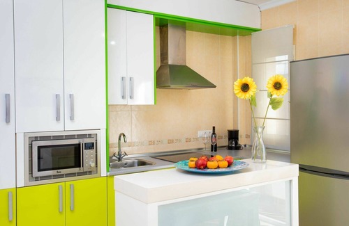 Rio Velez Apartment | Cosy apartment for 2 people with WIFI, A/C, TV and terrace