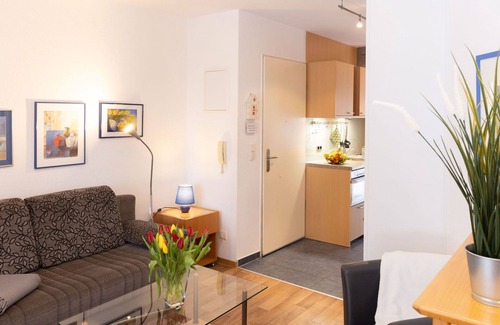Ostvorpommern Apartment | Cosy apartment for 4 guests with WIFI, TV, terrace, pets allowed and parking