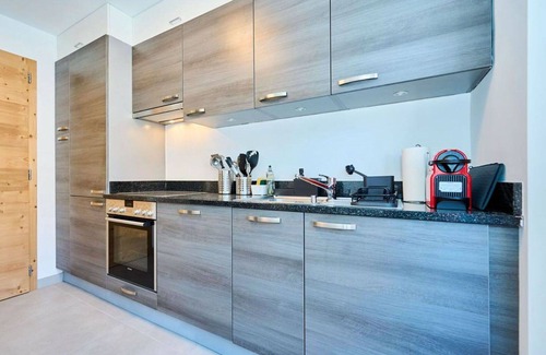 Lens Apartment | Cosy apartment for 4 people with WIFI, TV, balcony and panoramic view