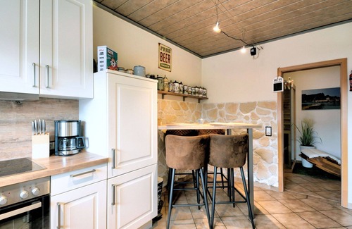 Brakel Apartment | Cosy apartment for 5 people with WIFI, TV, terrace, pets allowed and parking