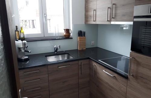 Valbella Apartment | Cosy apartment for 6 guests with WIFI, TV and balcony