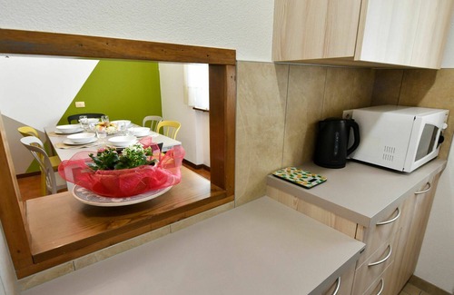 Grosotto Apartment | Cosy apartment for 8 guests with WIFI, TV, terrace, pets allowed and parking