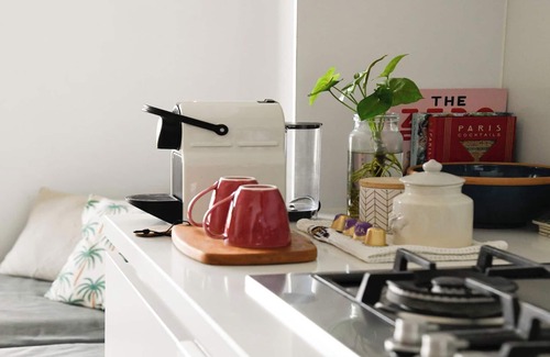 Fitzroy Apartment | Cosy Apartment in Trendy Collingwood