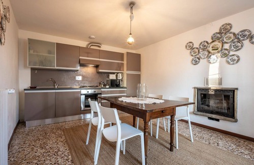 Cortazzone House | Cosy apartment in villa for 3 guests with pool, terrace, pets allowed and parking