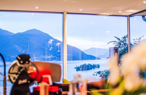 Ascona Villa | Cosy apartment in villa for 2 people with internet, pool, A/C, TV, patio and panoramic view