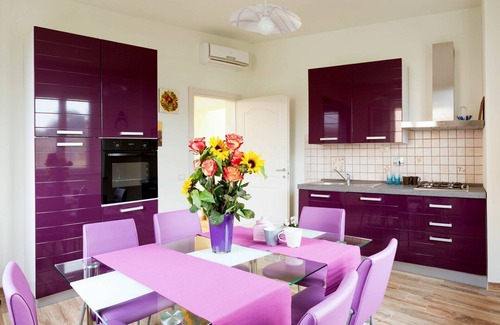 San Michele di Moriano Villa | Cosy apartment in villa for 5 guests with WIFI, pool, A/C, TV and terrace