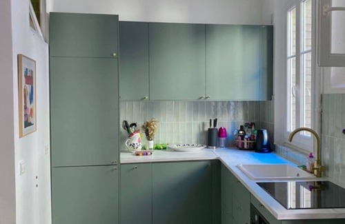 Quartier de Rochechouart Apartment | Cosy apartment Montmartre Abbesses