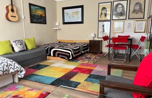 Pacsirtatelep Apartment | Cosy art studion