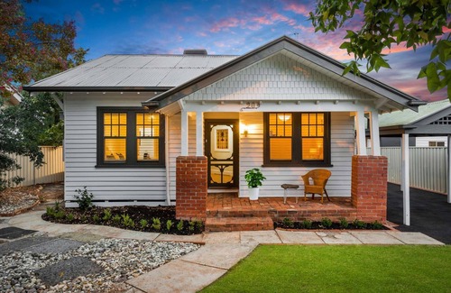 Quarry Hill House | Cosy Bendigo Retreat - Unique Stay - Close to town