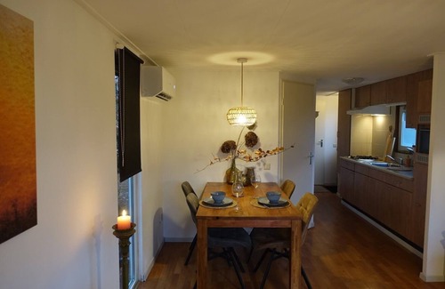 Stegerveld Ski Chalet | Cosy chalet, 5 min. walk to the 5* holiday park