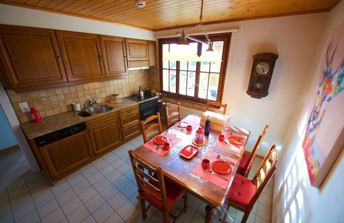 Leysin Ski Chalet | Cosy chalet with sauna, next to the slopes