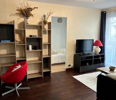 Clichy Bed & Breakfast | Cosy Clichy - Parc Salengro