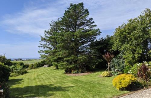 Monreith House | Cosy, Coastal Retreat with a Large Garden